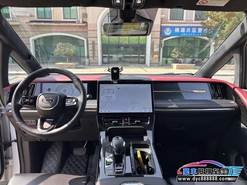 23年传祺M8轿车抵押车出售