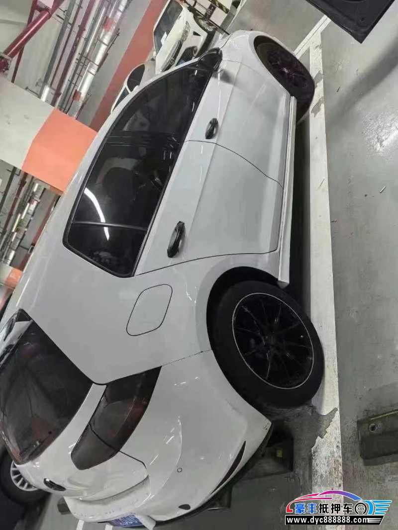 16年大众高尔夫轿车抵押车出售