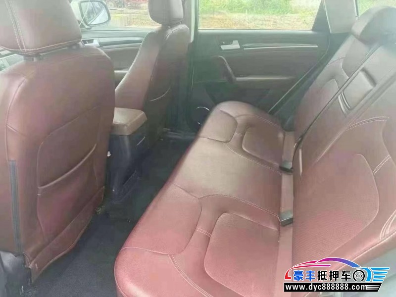 15年众泰T600轿车抵押车出售