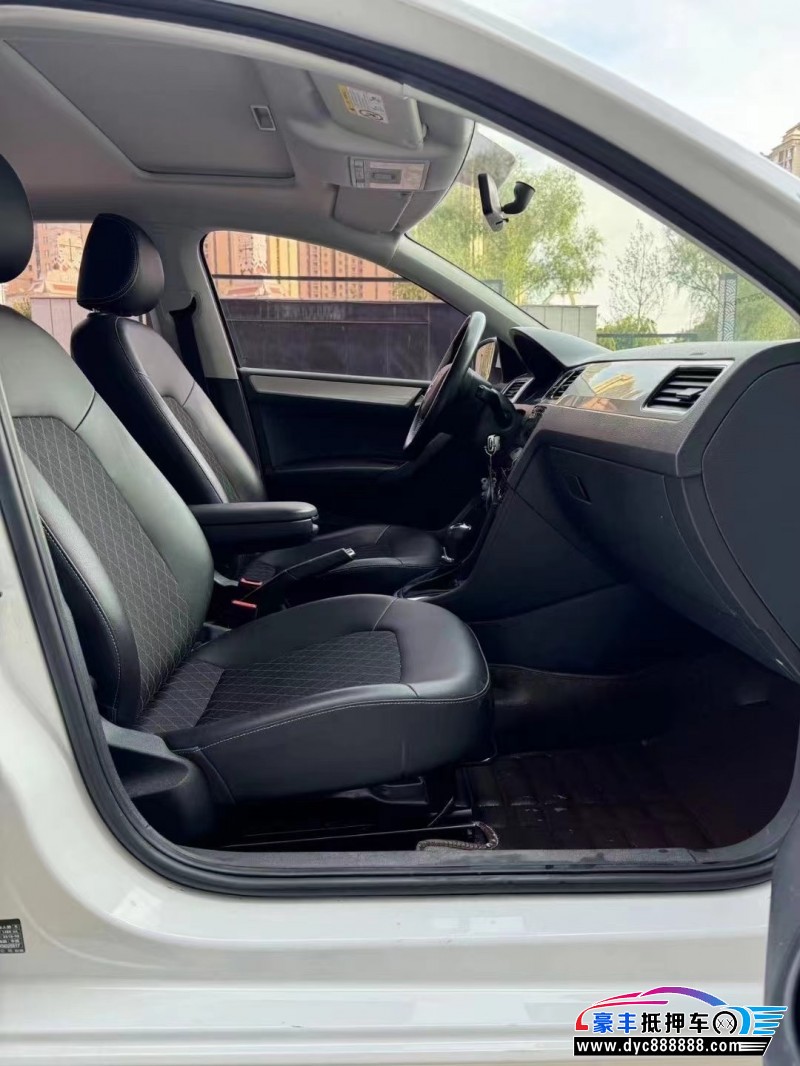 19年斯柯达昕锐轿车抵押车出售