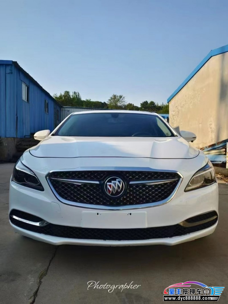 18年别克君越轿车抵押车出售