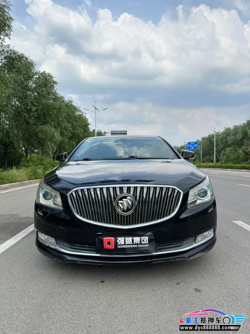 15年别克君越轿车抵押车出售