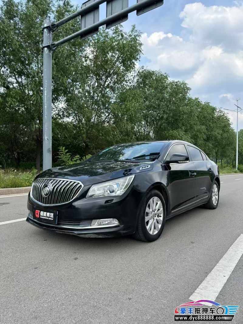 15年别克君越轿车抵押车出售