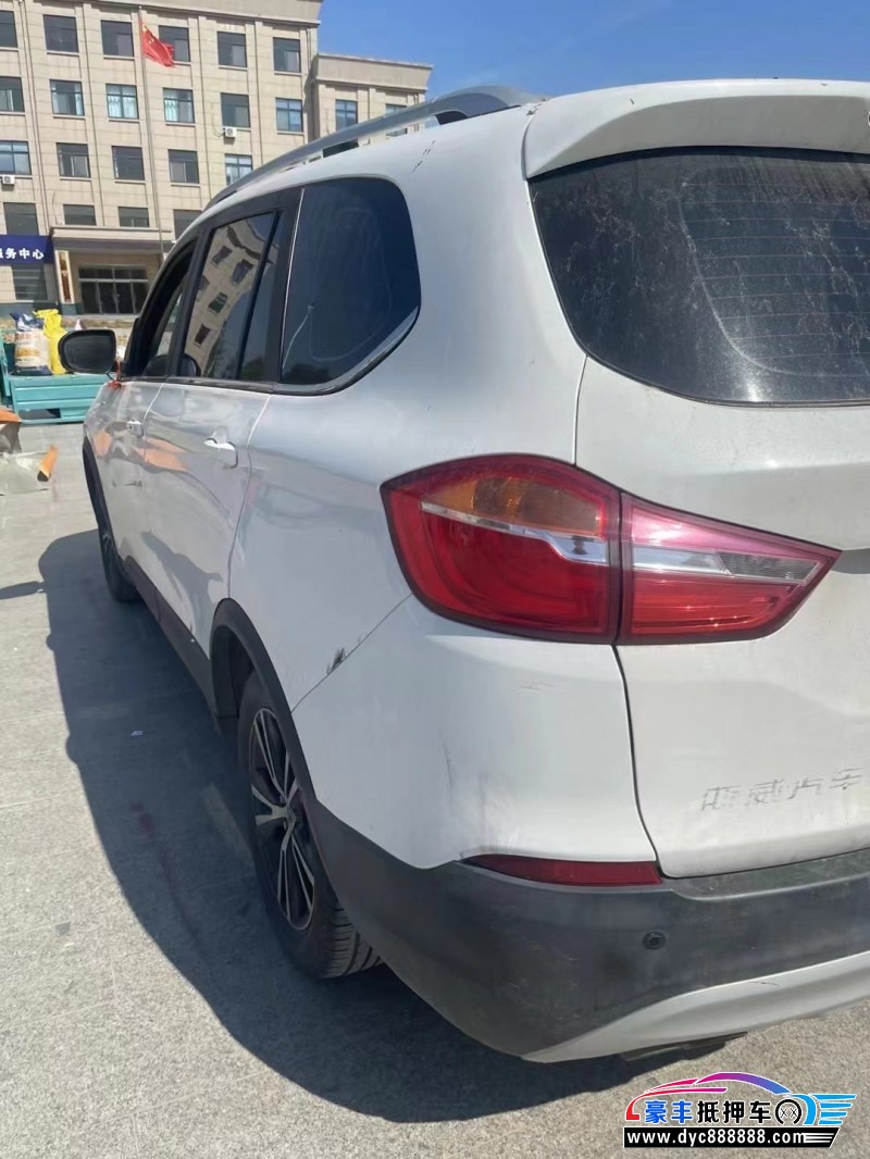 17年SWM斯威汽车X7轿车抵押车出售