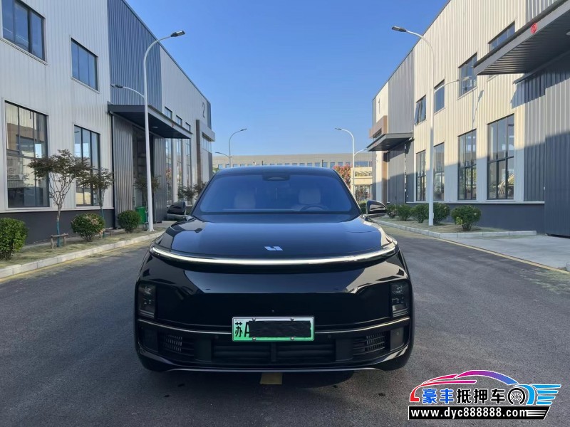 23年理想L8轿车抵押车出售