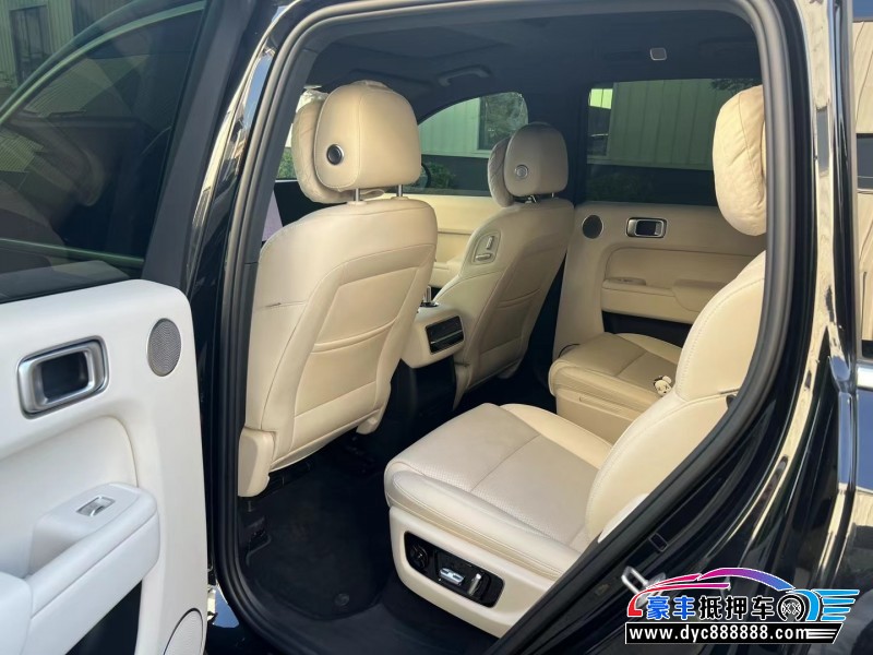 23年理想L8轿车抵押车出售