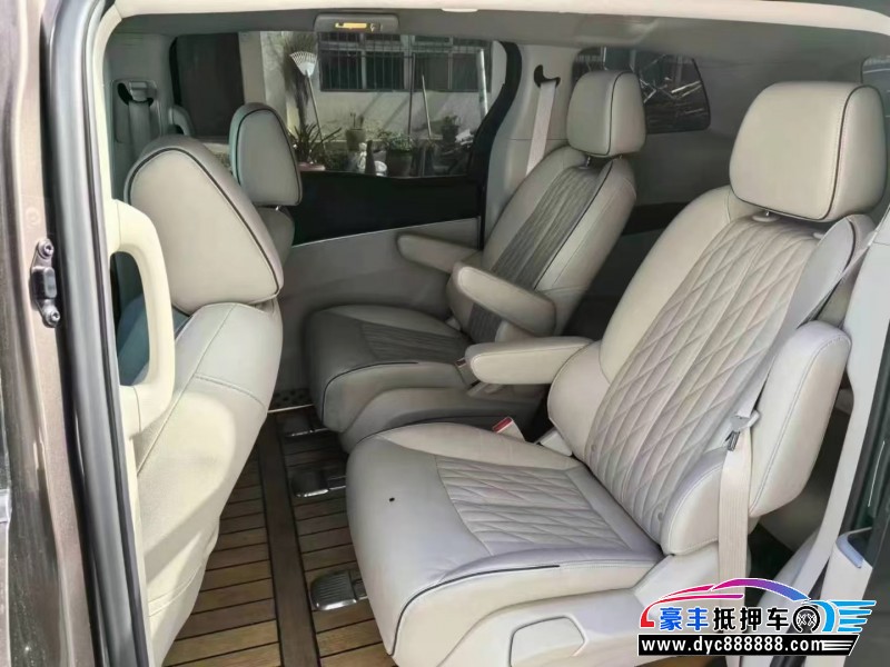 21年别克GL8轿车抵押车出售