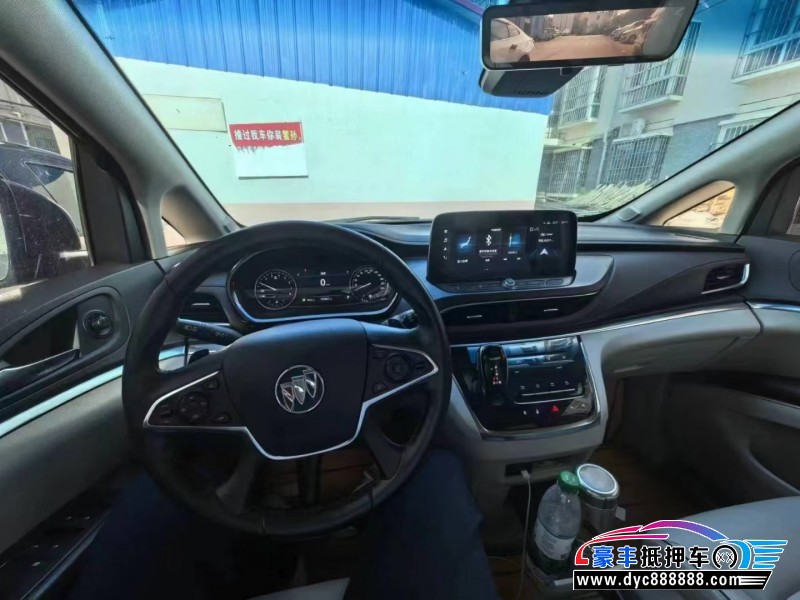 21年别克GL8轿车抵押车出售