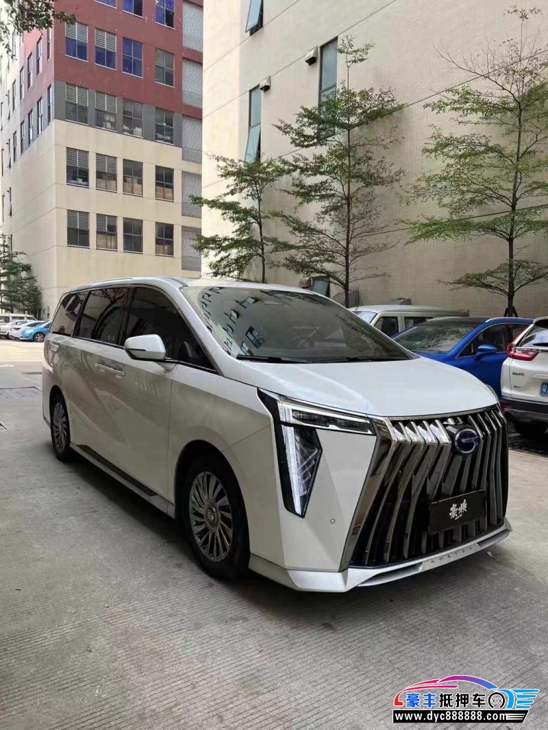 23年传祺M8轿车抵押车出售