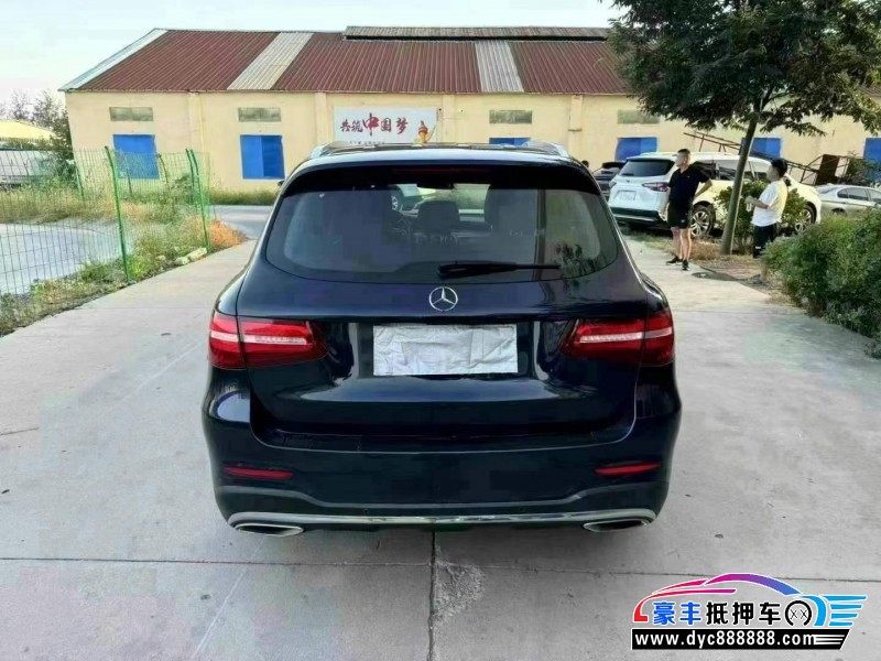 18年奔驰GLC轿车抵押车出售