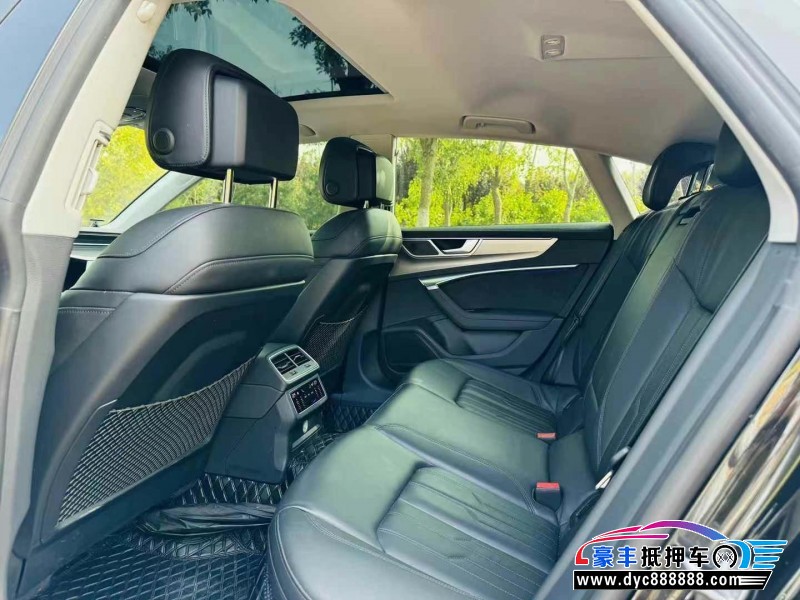 19年奥迪A7轿车抵押车出售