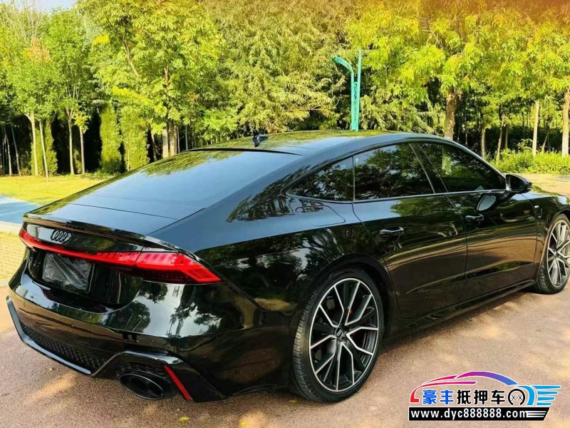 19年奥迪A7轿车抵押车出售