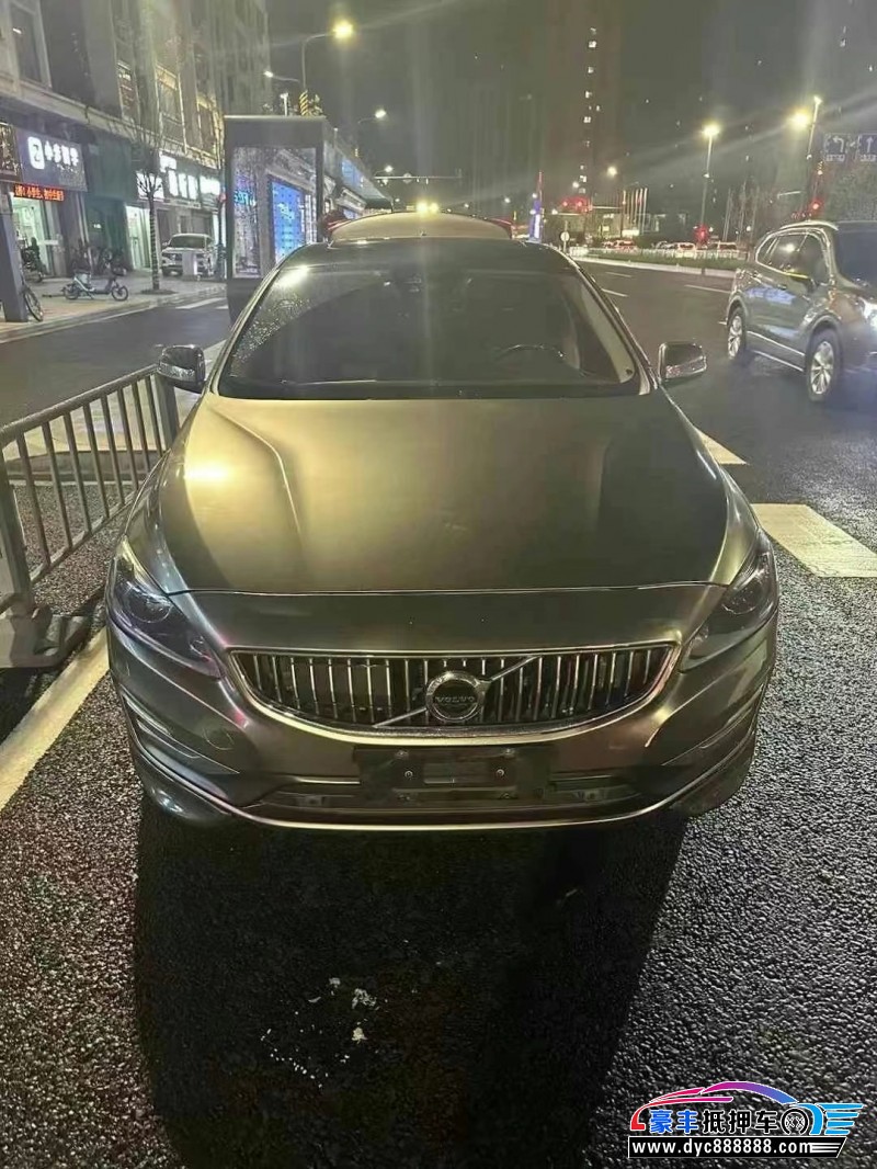 18年沃尔沃S60轿车抵押车出售