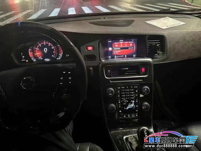 18年沃尔沃S60轿车抵押车出售