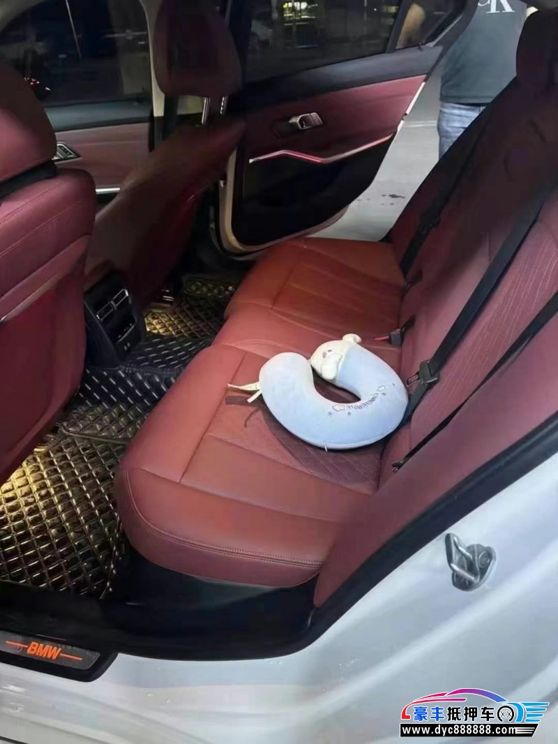 23年宝马i3轿车抵押车出售