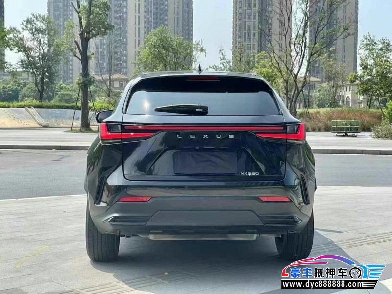 22年雷克萨斯NX轿车抵押车出售