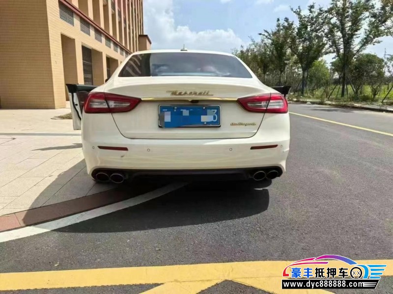 19年玛莎拉蒂总裁轿车抵押车出售