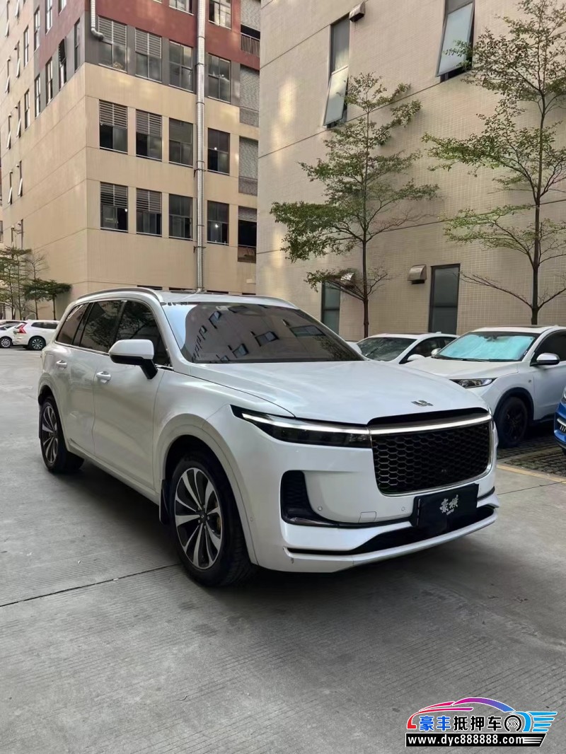 22年理想ONE轿车抵押车出售