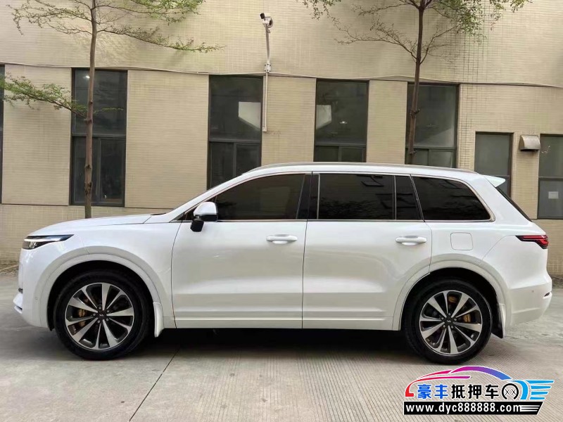 22年理想ONE轿车抵押车出售