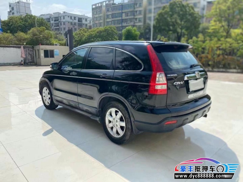 10年本田CR-V轿车抵押车出售