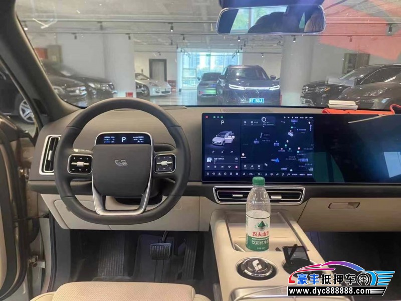 24年理想L8轿车抵押车出售