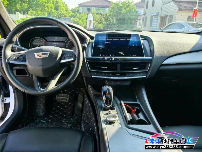 21年凯迪拉克CT5轿车抵押车出售