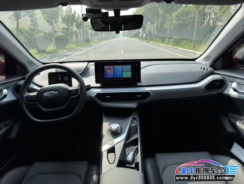 24年吉利几何轿车抵押车出售