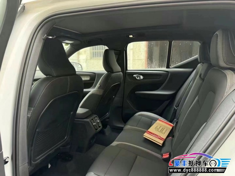 23年沃尔沃XC40轿车抵押车出售