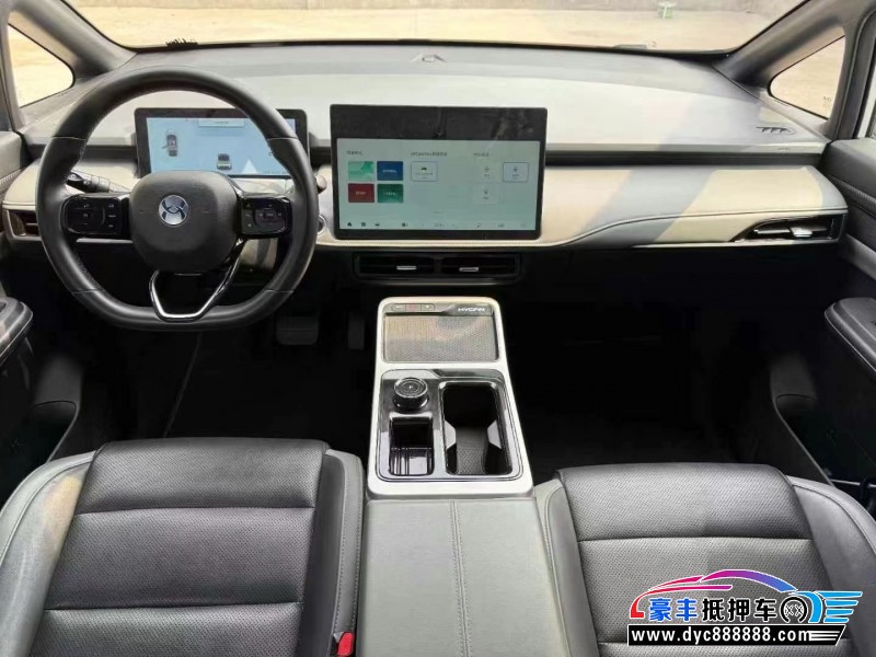 22年合创z03轿车抵押车出售