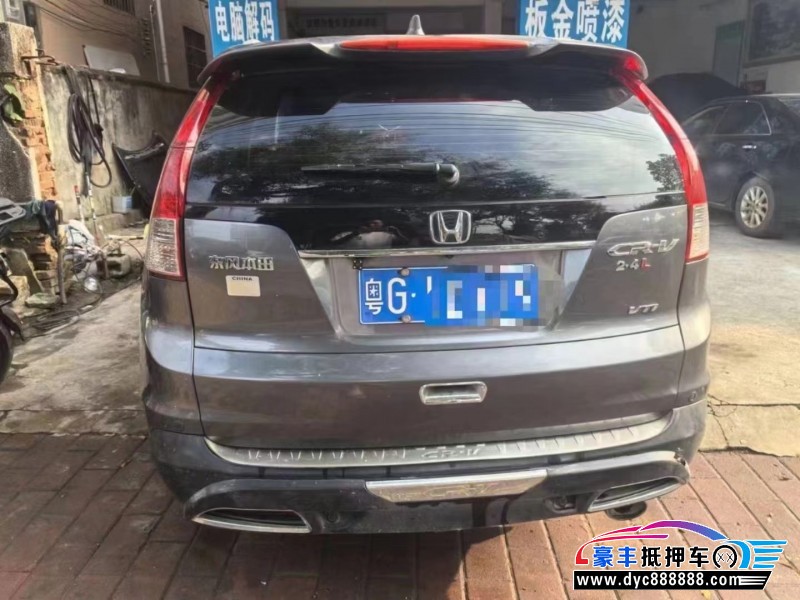12年本田CR-V轿车抵押车出售