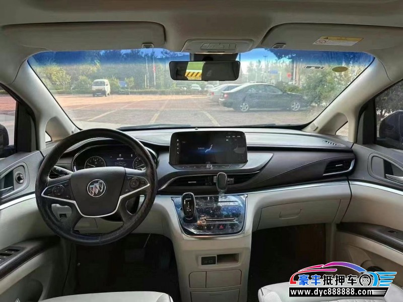 22年别克GL8MPV抵押车出售