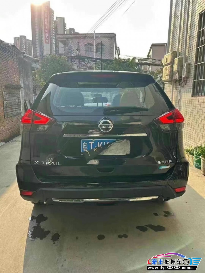 20年日产奇骏轿车抵押车出售