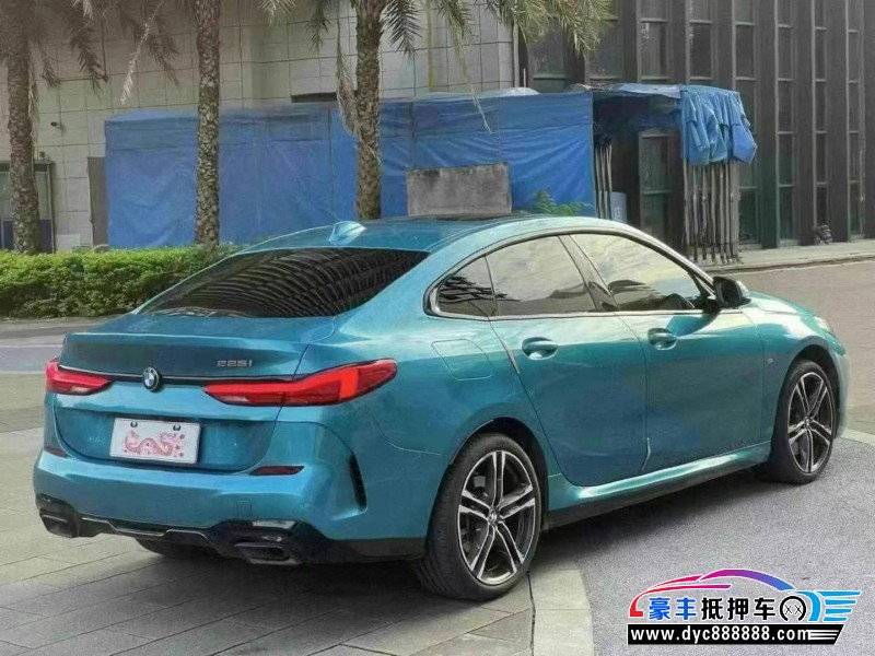 22年宝马2系轿车抵押车出售