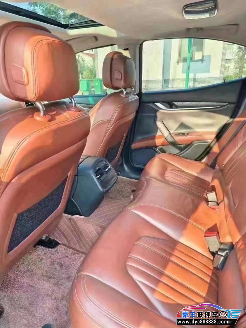 15年玛莎拉蒂Ghibli轿车抵押车出售