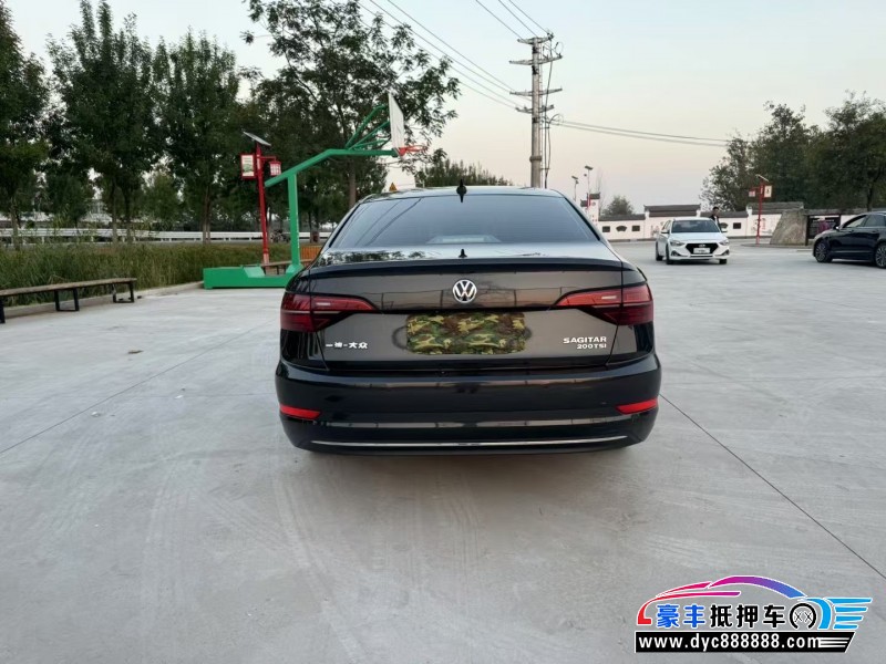 21年大众速腾轿车抵押车出售