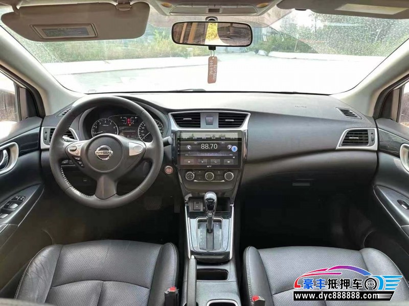 19年日产轩逸轿车抵押车出售