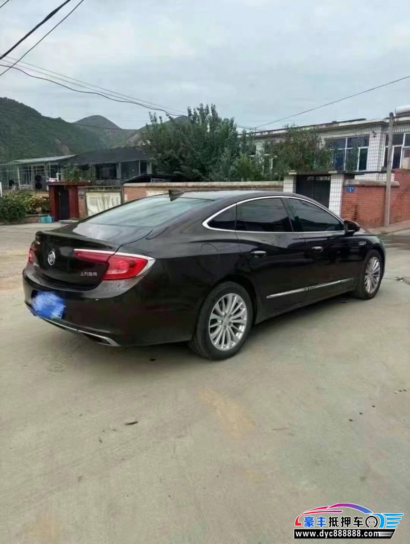 18年别克君越轿车抵押车出售