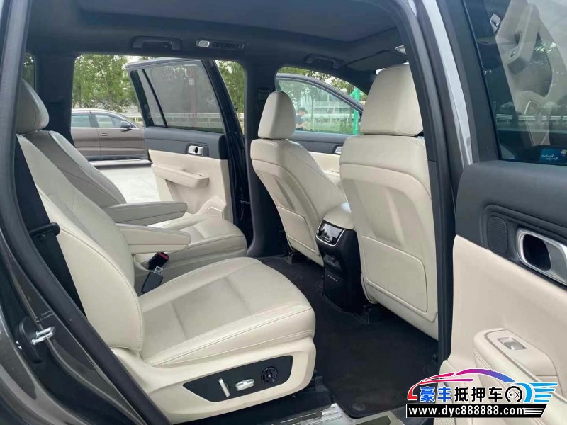 22年理想ONE轿车抵押车出售