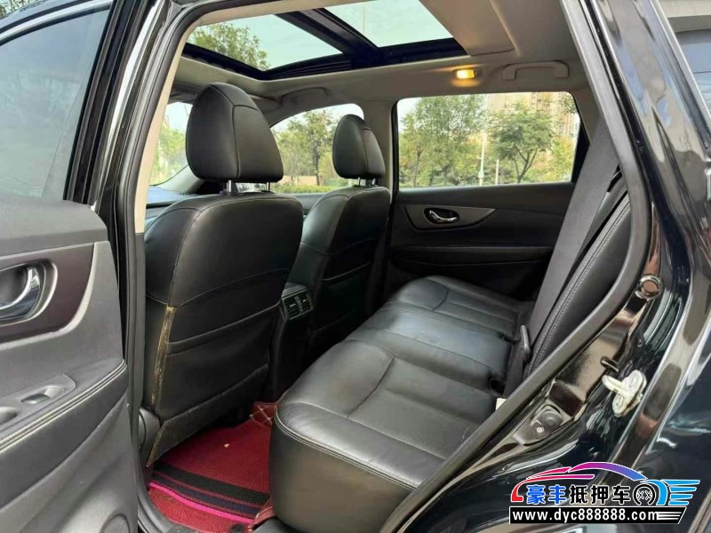 16年日产奇骏轿车抵押车出售