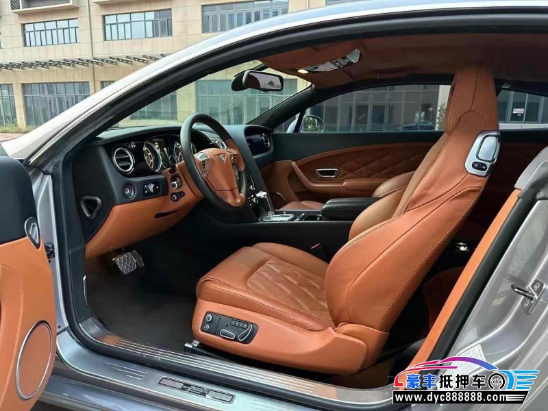 12年宾利欧陆轿车抵押车出售