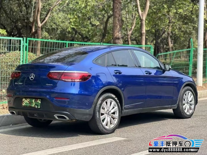 20年奔驰GLC轿车抵押车出售