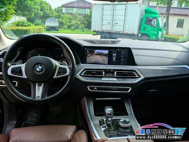 19年宝马X5轿车抵押车出售