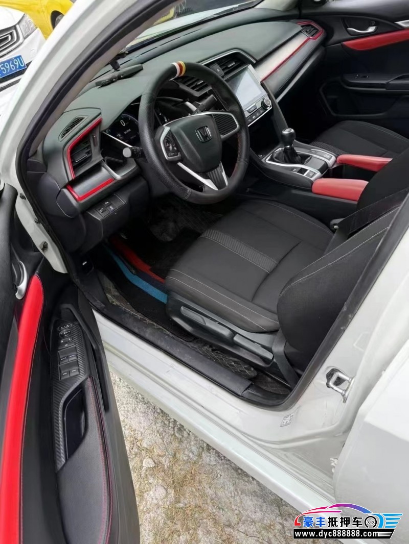 16年本田思域轿车抵押车出售