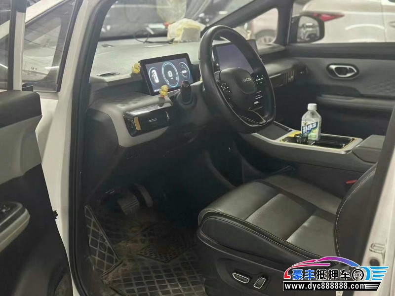 23年埃安Y70轿车抵押车出售