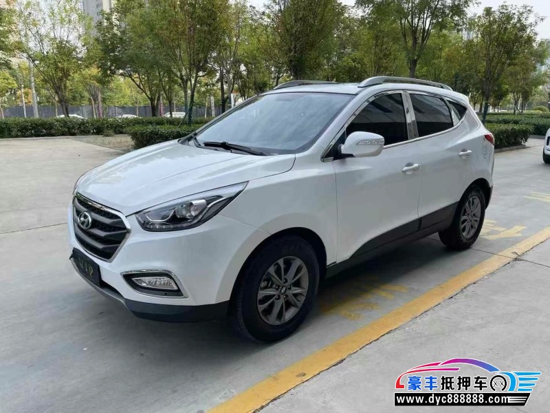 15年现代ix35轿车抵押车出售