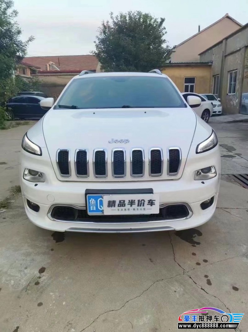 抵押车出售18年Jeep自由光SUV