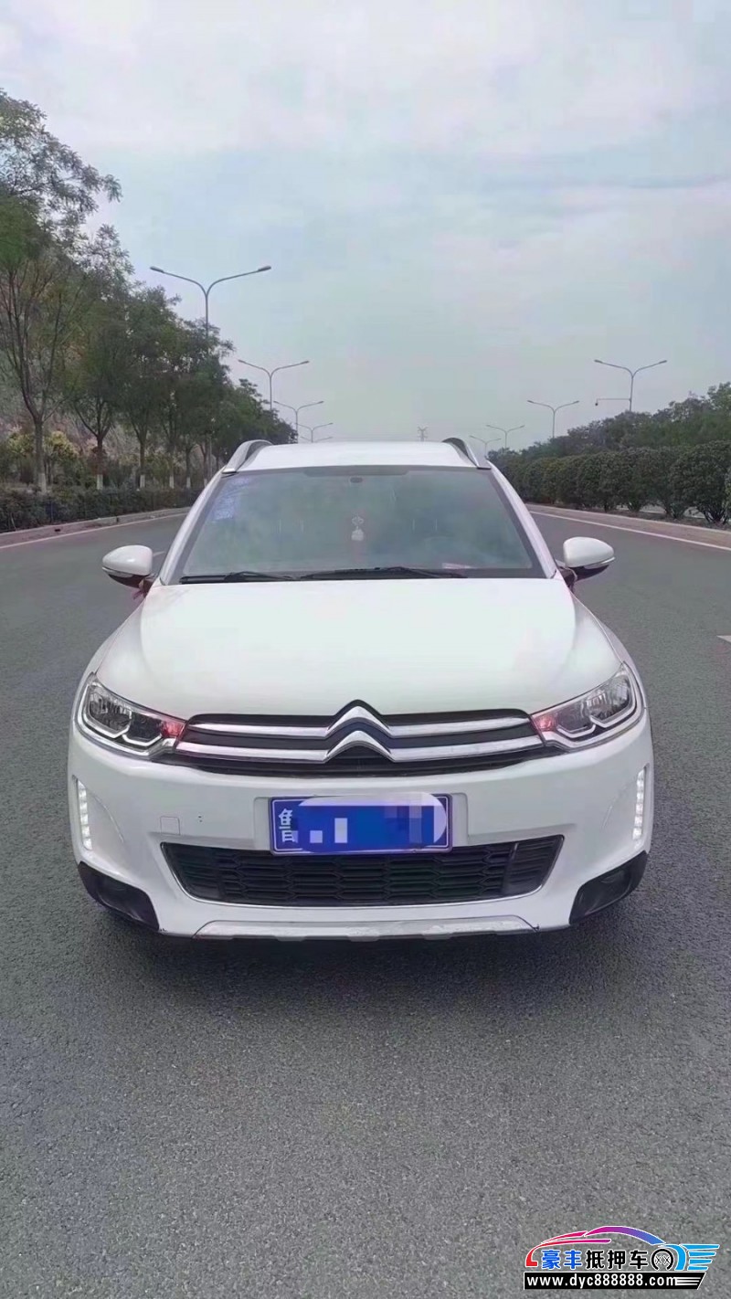 15年雪铁龙C3轿车抵押车出售