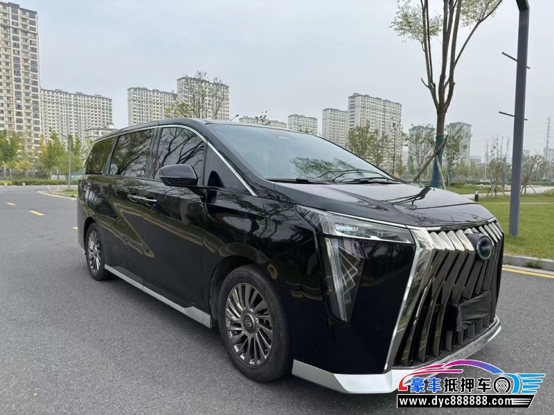 23年传祺M8轿车抵押车出售