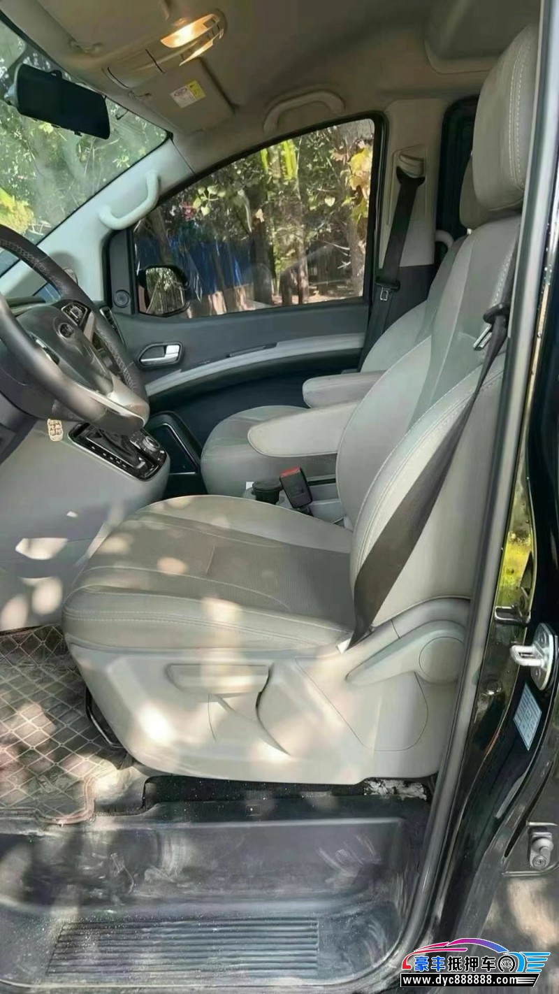 18年江淮瑞风M4轿车抵押车出售