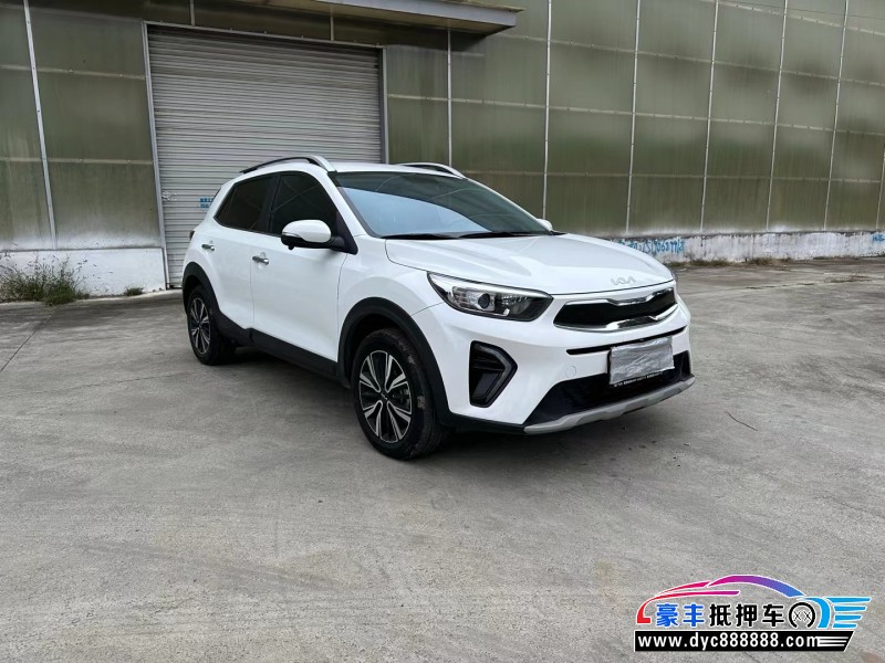 21年起亚KX1轿车抵押车出售